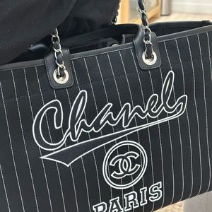 Chanel 23p Deauville Black White Stripe Large Shopping 30cm